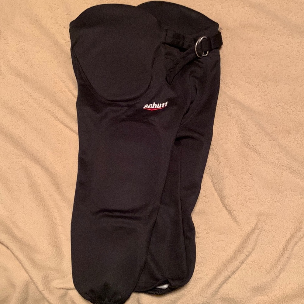 Schutt NWOT youth lg boys padded football pants